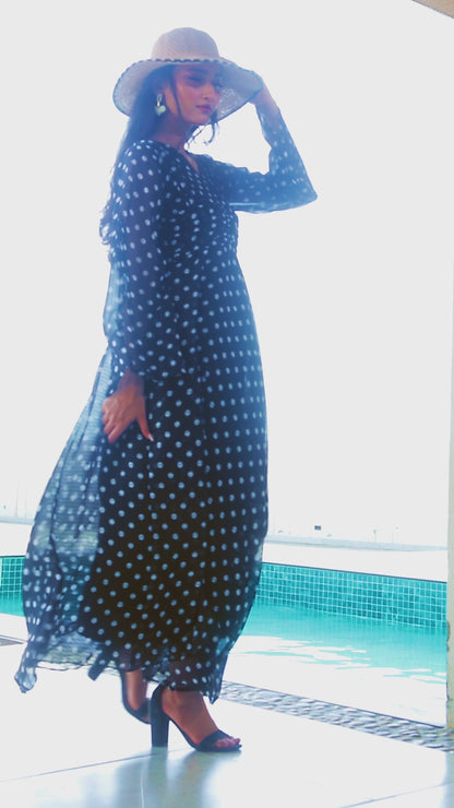 Noir Polka Grace